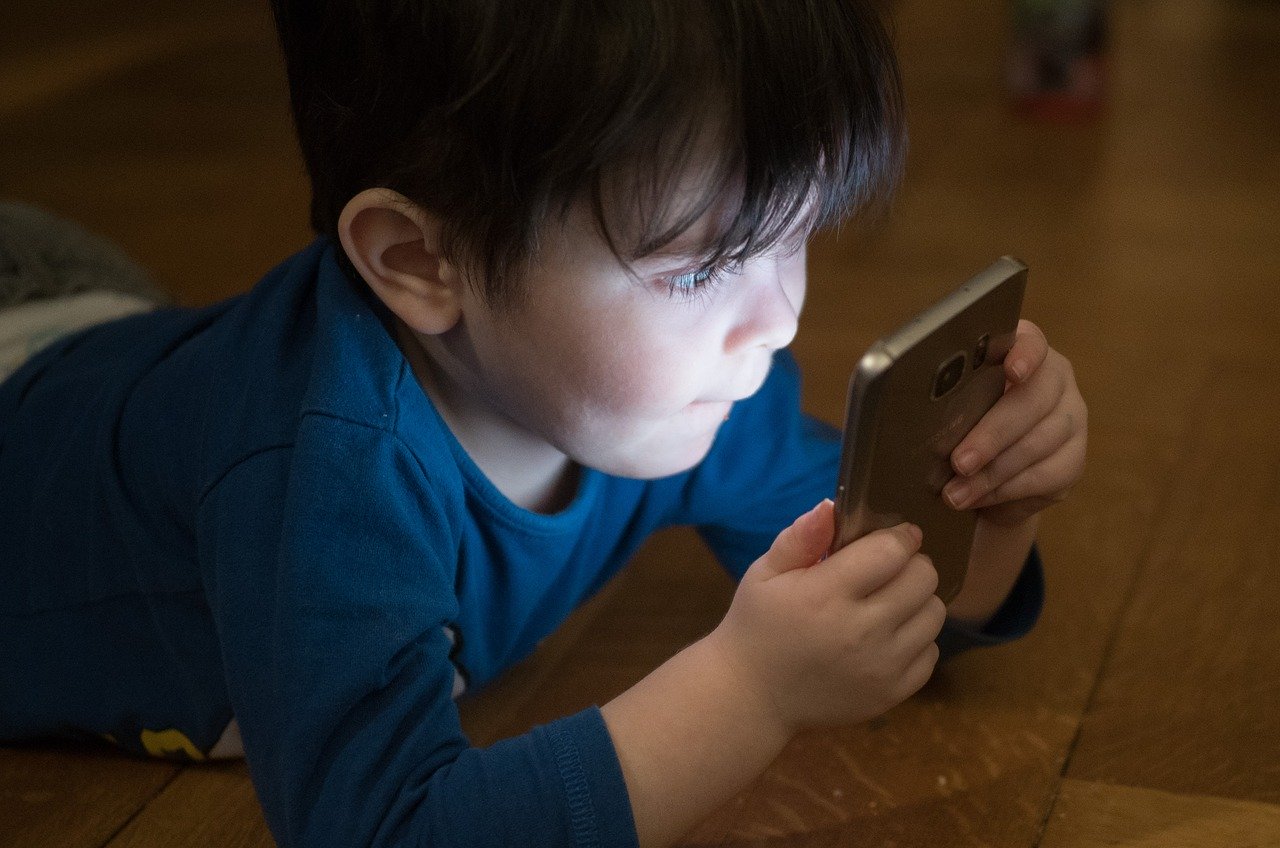Was tun mit den Handy-Kids?