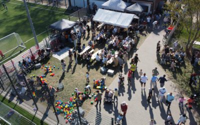 Perfektes Ramadan-Fest der Moschee-Gemeinde