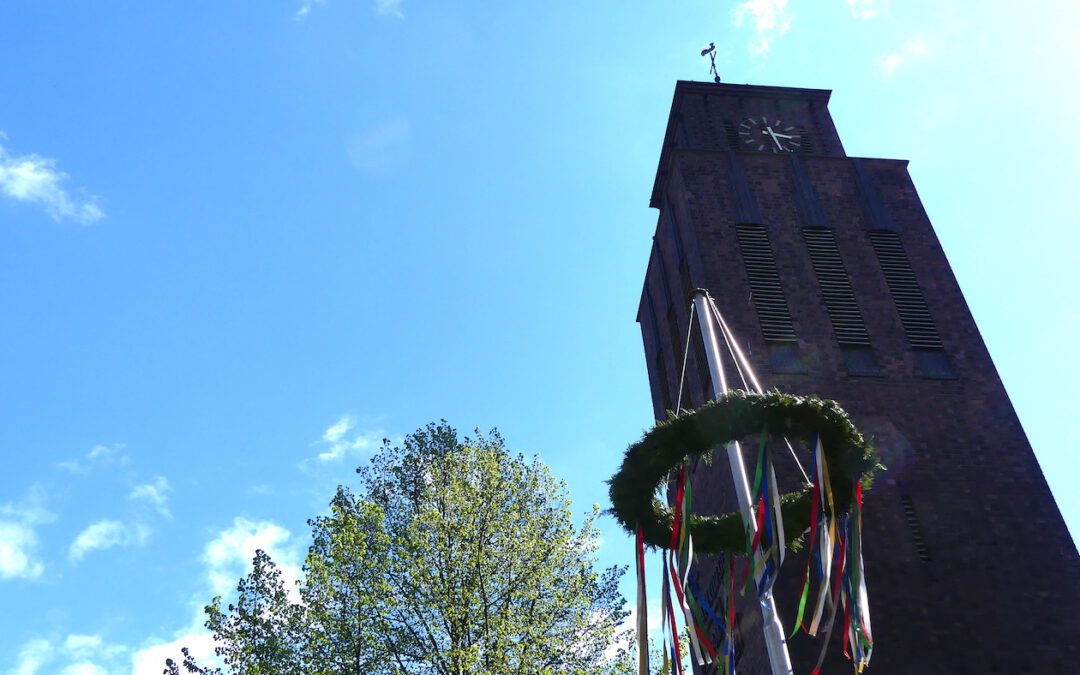 Maibaum in St.Marien