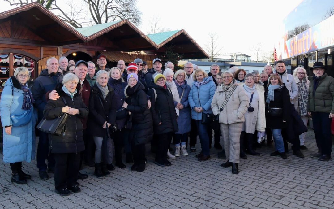 Bergleute bezuckert vom Weihnachtsmarkt in Aachen