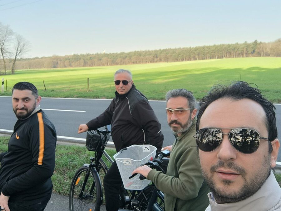 Zwischen Morgengebet, Billard und Fahrrad